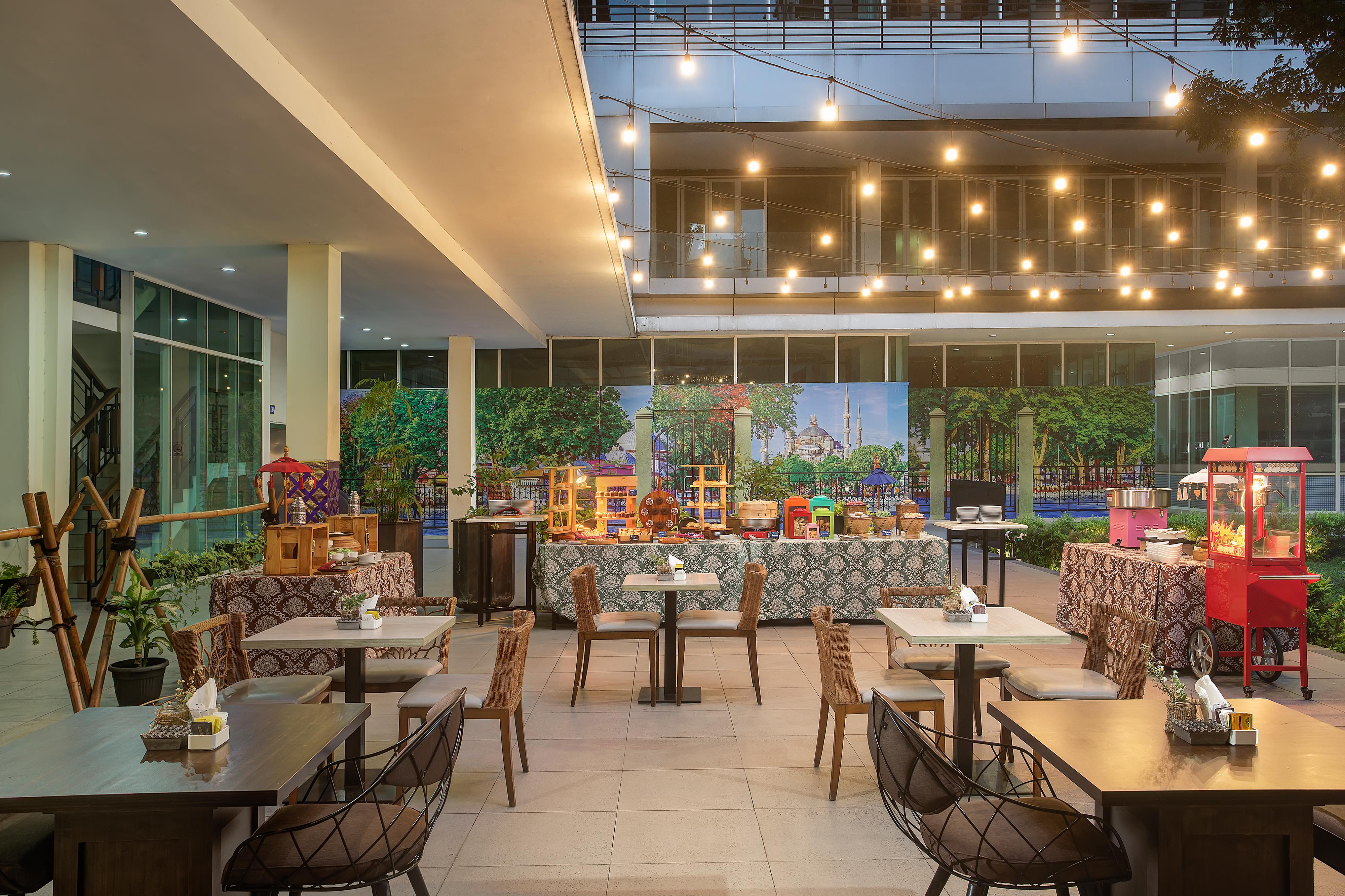 Swiss-Belresidences Kalibata Jakarta Exteriör bild
